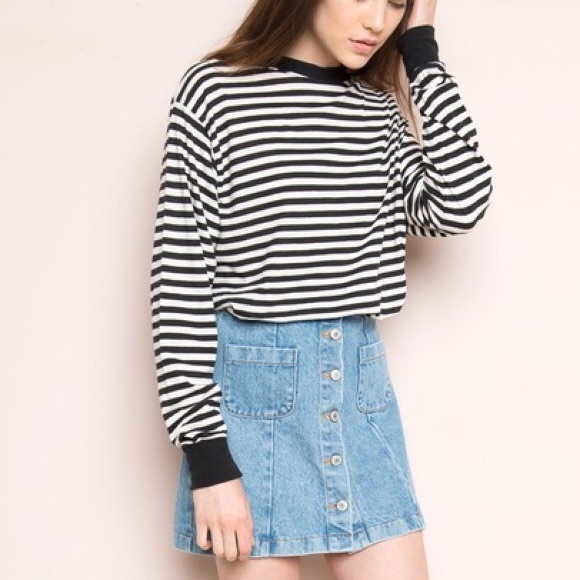 Brandy Melville Tops - NWT Brandy Melville Gretchen top